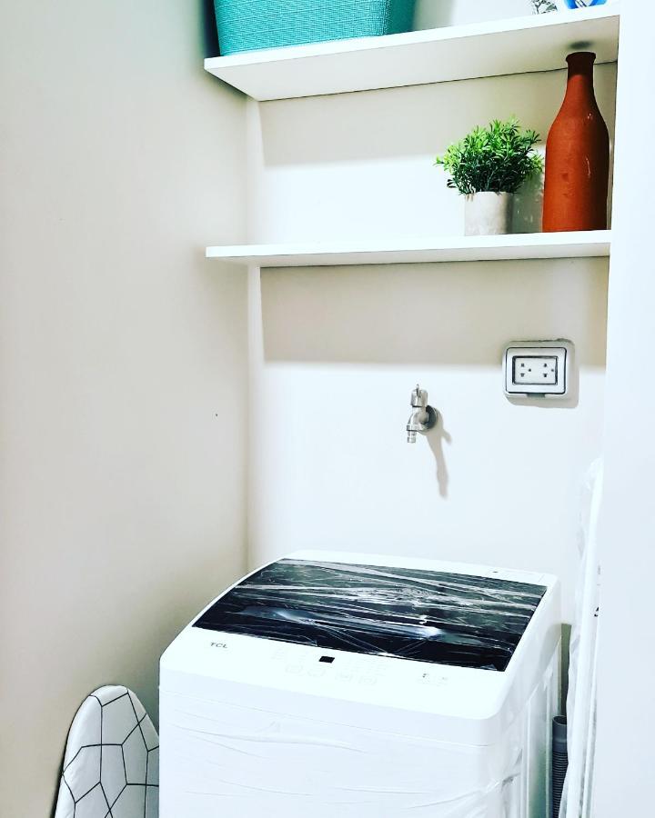 Luxe Bonifacio Global City Taguig Uptown Condo Hotel 1 Bedroom Suite Exterior photo