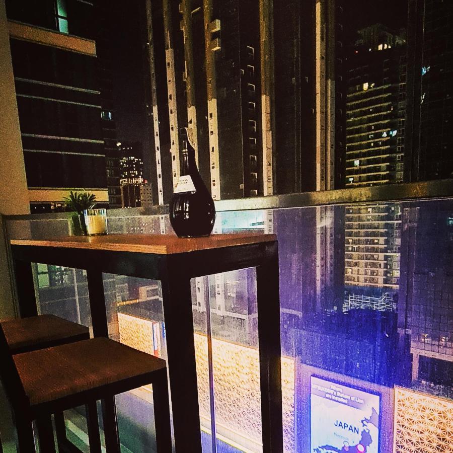 Luxe Bonifacio Global City Taguig Uptown Condo Hotel 1 Bedroom Suite Exterior photo